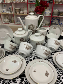 Чайный сервиз на 6 персон Kahla GDR, 200мл. Фарфор с деколью и золотом. Цена за 22пр. Картинка 1